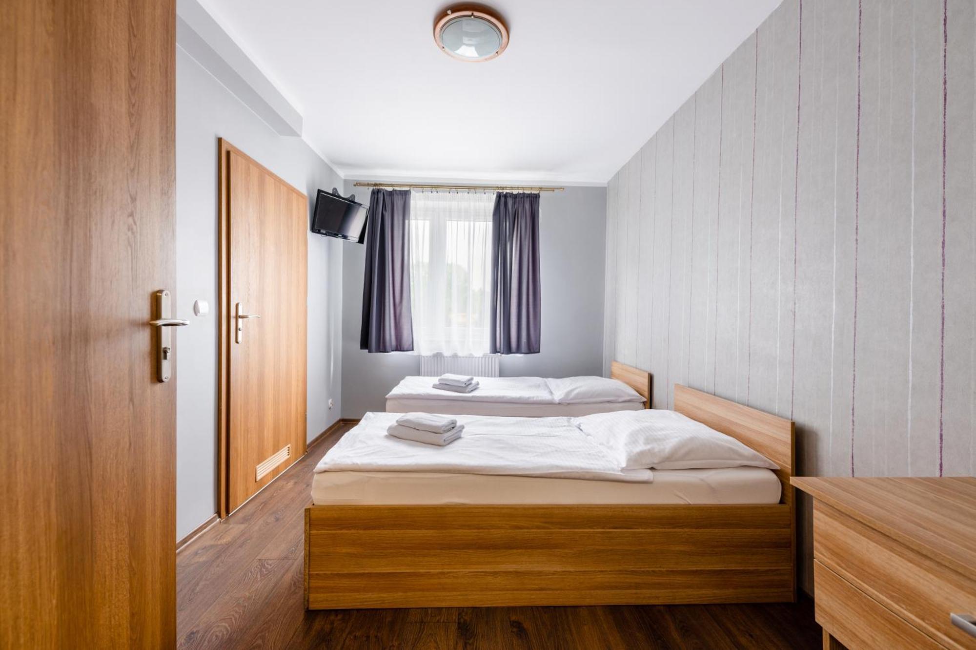 Sleep&Go Bed & Breakfast Lubliniec Ngoại thất bức ảnh