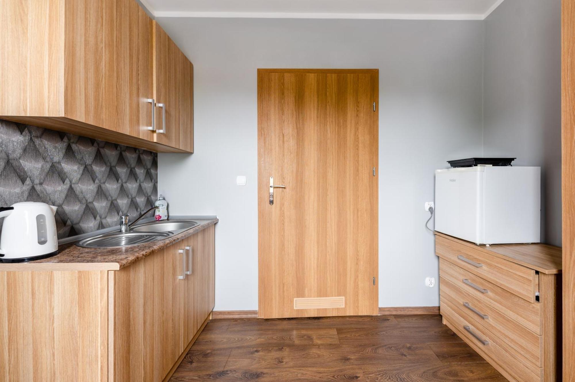 Sleep&Go Bed & Breakfast Lubliniec Ngoại thất bức ảnh