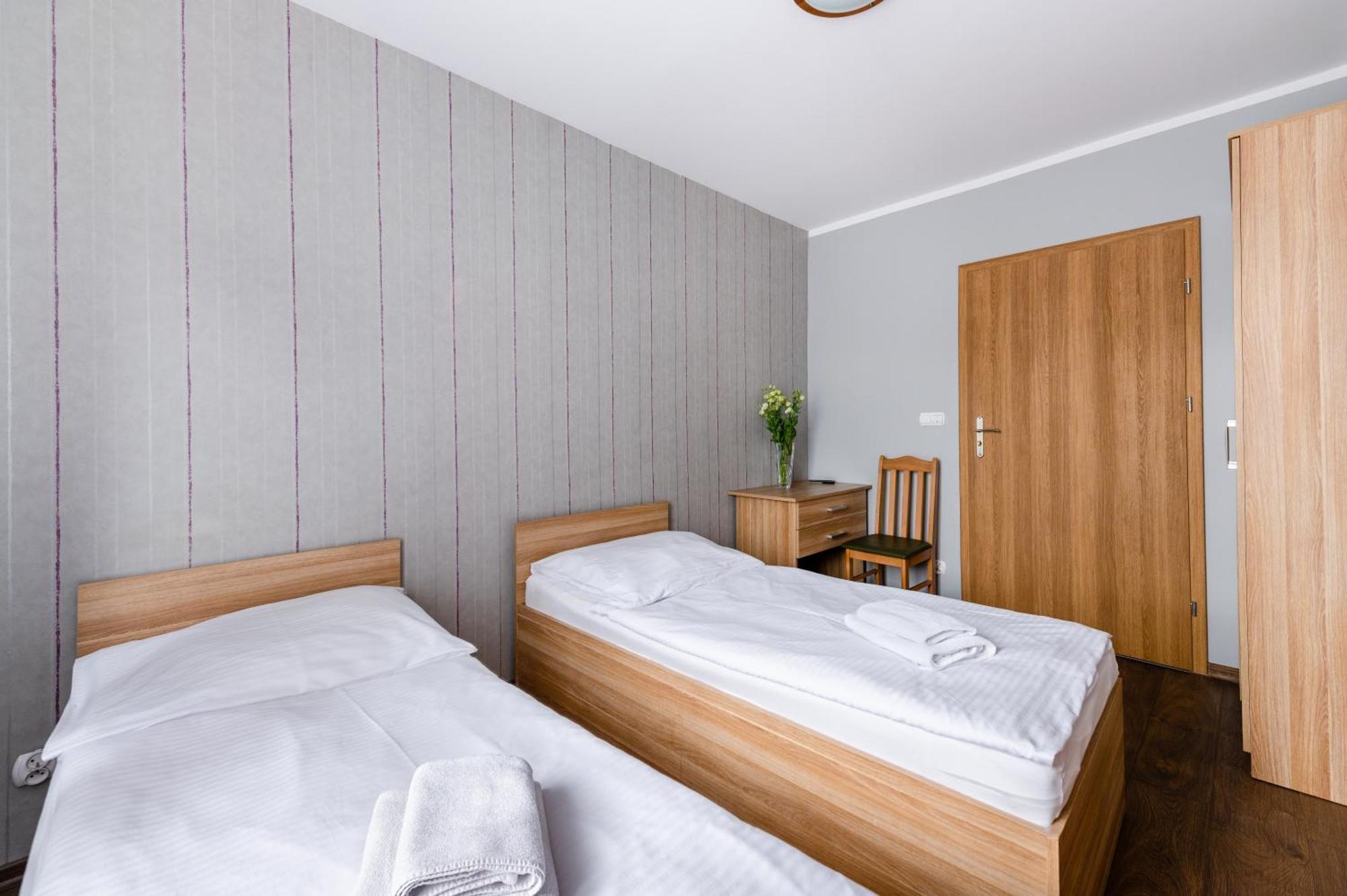 Sleep&Go Bed & Breakfast Lubliniec Ngoại thất bức ảnh