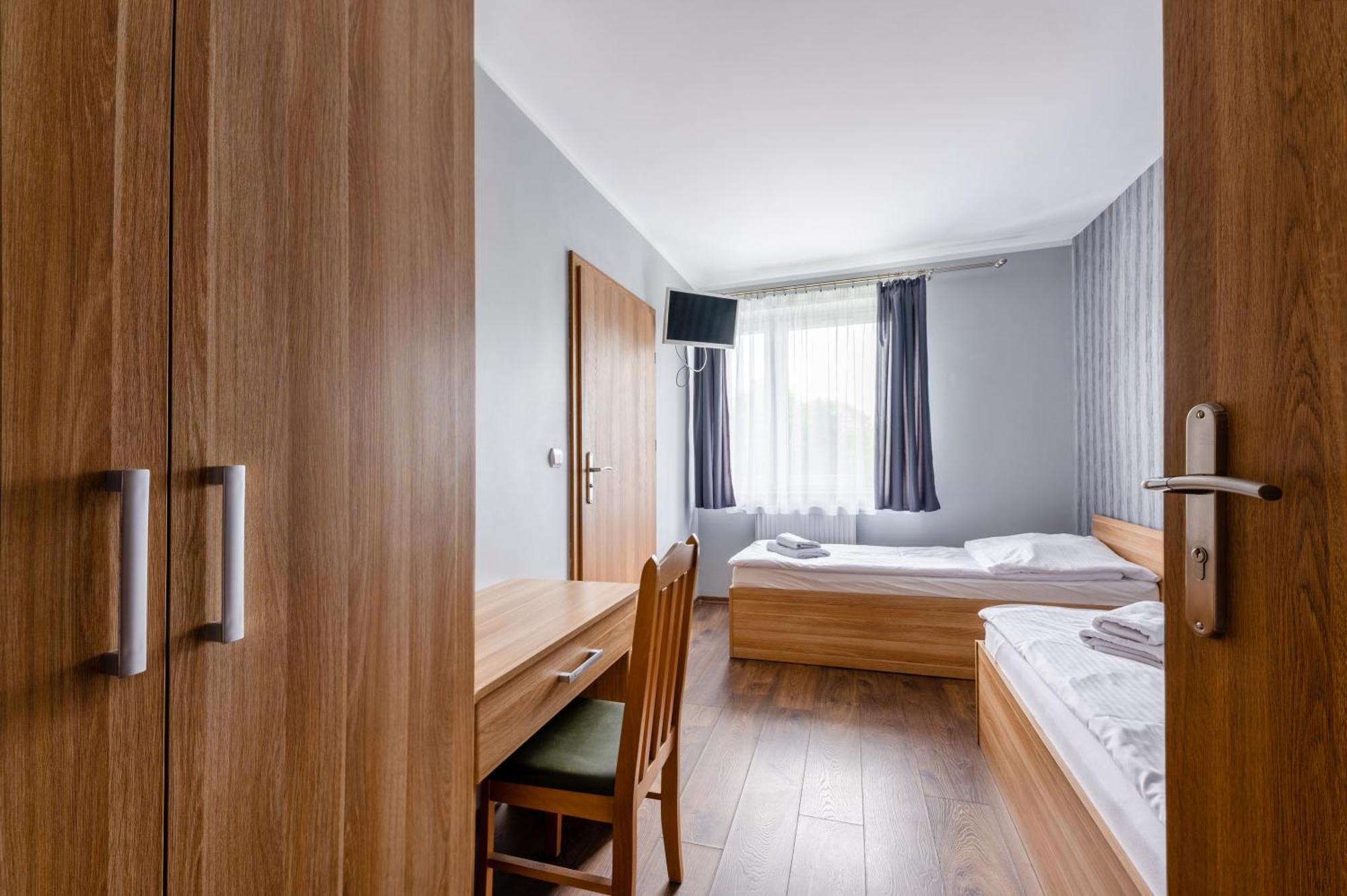 Sleep&Go Bed & Breakfast Lubliniec Ngoại thất bức ảnh
