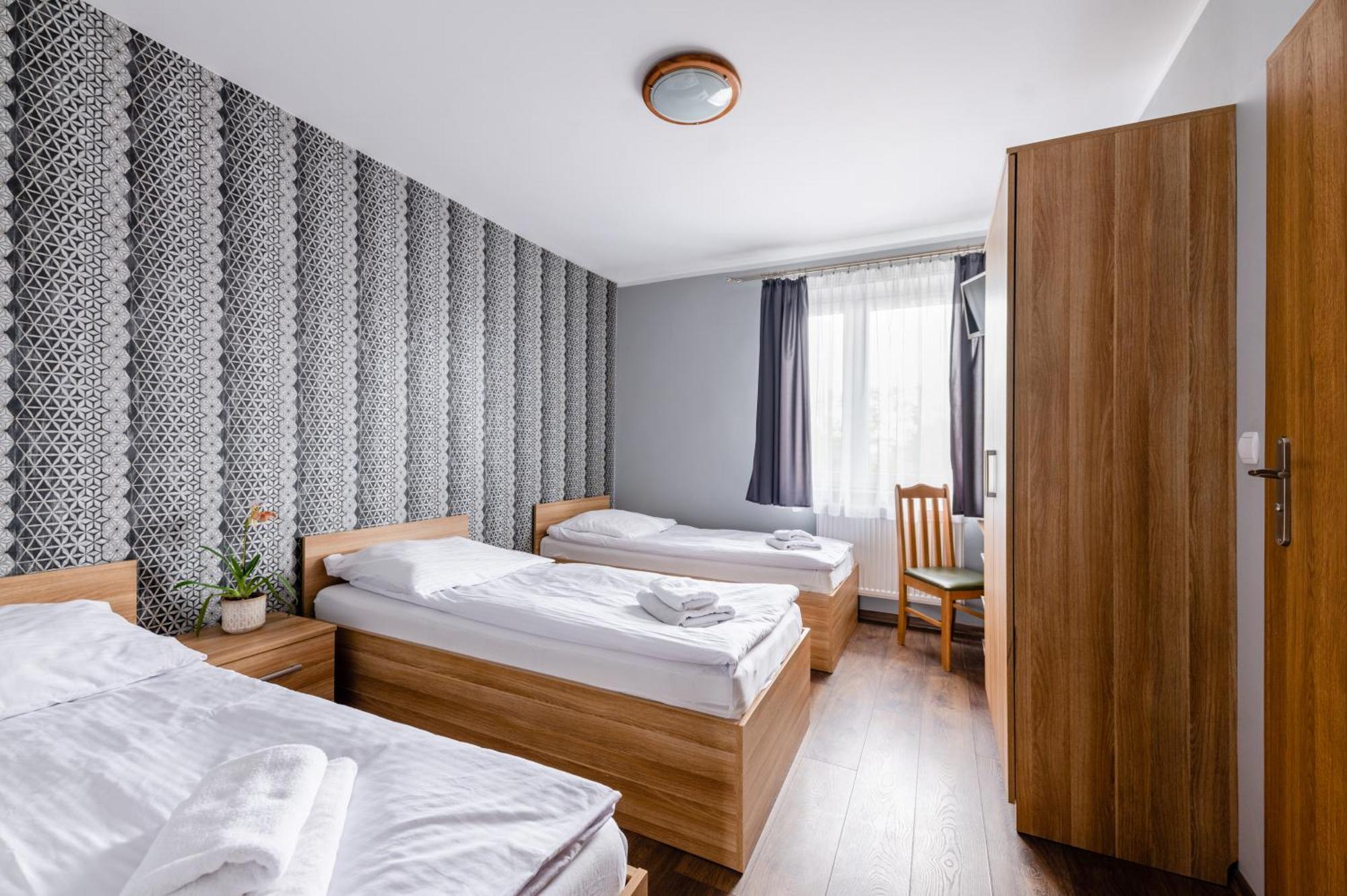Sleep&Go Bed & Breakfast Lubliniec Ngoại thất bức ảnh