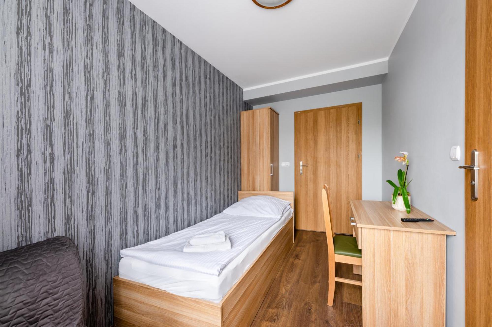 Sleep&Go Bed & Breakfast Lubliniec Ngoại thất bức ảnh